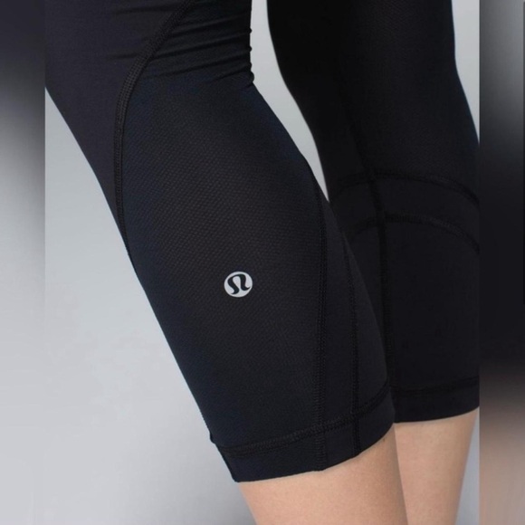 PRE-OWNED LULULEMON FAST & FREE LEGGINGS SIZE 8 - Picture 7 of 7